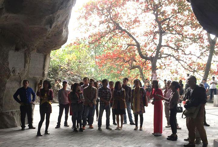 Khám phá hang động ở Kinh Môn